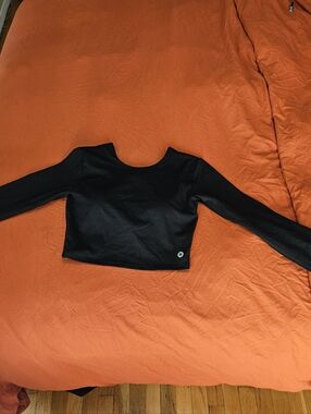 Cropped Astoria Active Wear Top With Built In Sports Bra